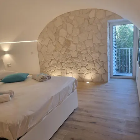 Appartement Traiano 40 *